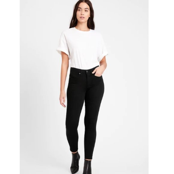 NWT BR Curvy Mid Rise Skinny Jeans 30 Black F612 - Picture 1 of 5